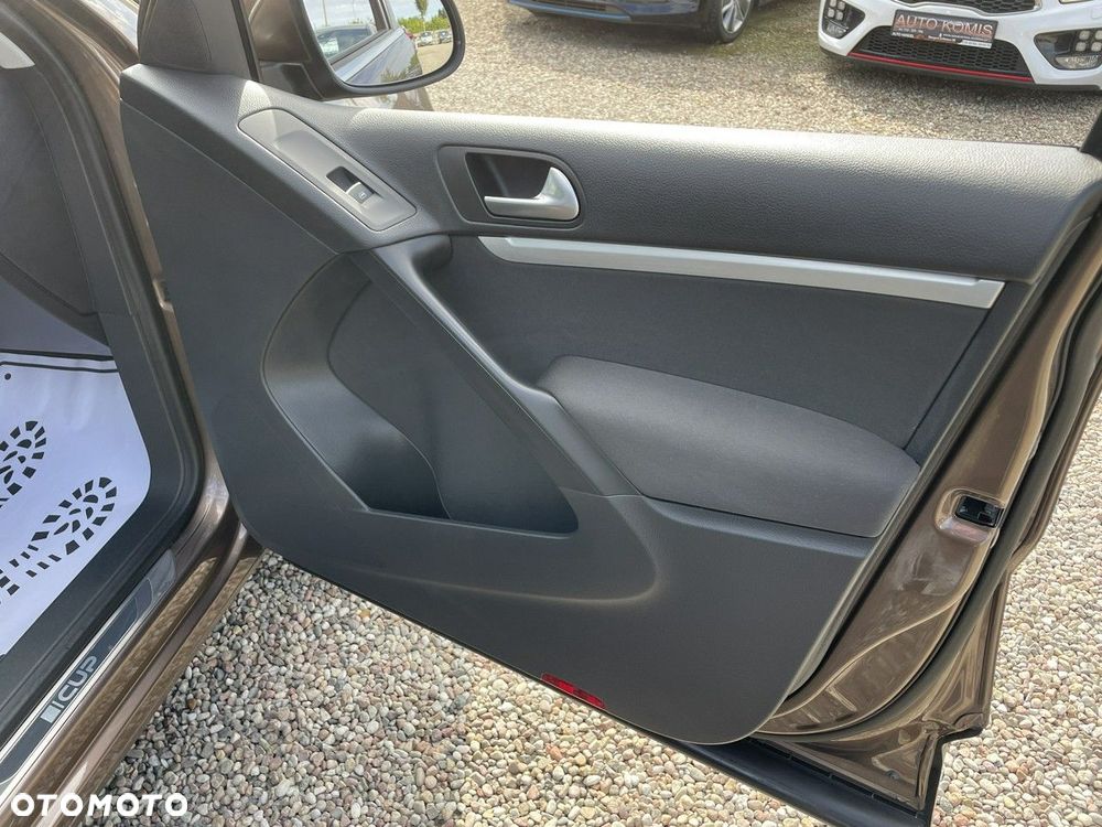 Volkswagen Tiguan 1.4 TSI R-Style - 21