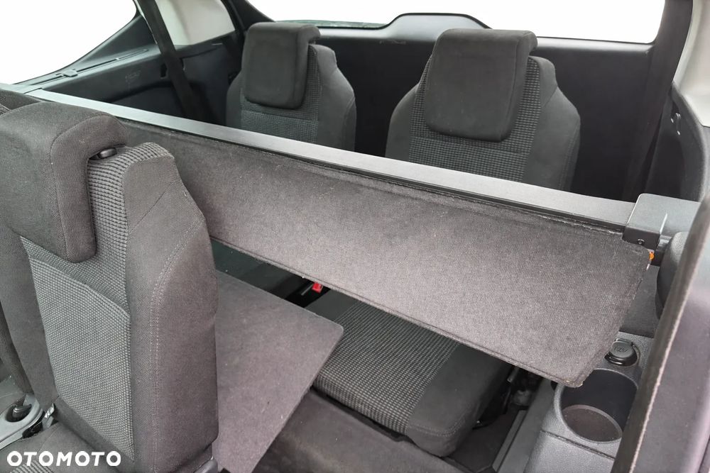 Peugeot 5008 HDI 150 Business-Line - 6