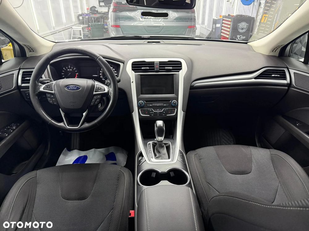 Ford Mondeo - 18
