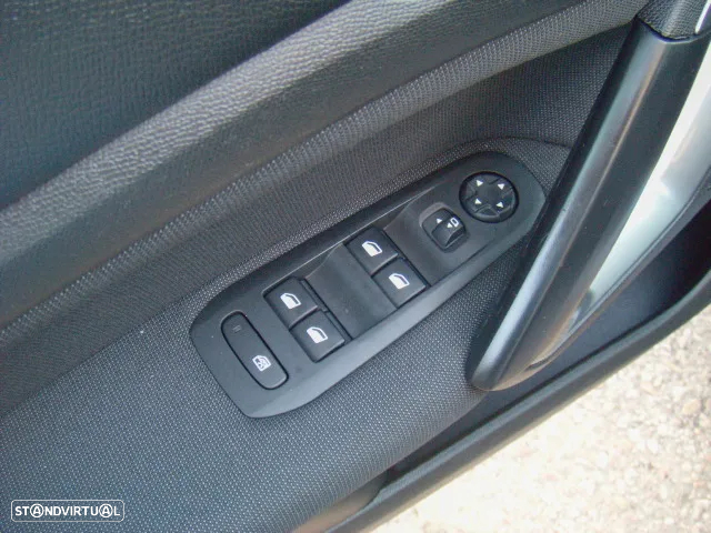 Peugeot 308 SW 1.2 PureTech Allure Pack EAT8 - 7