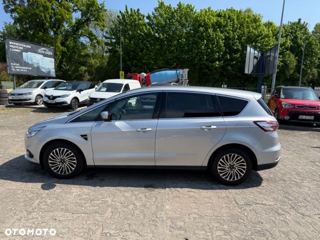 Ford S-Max - 8