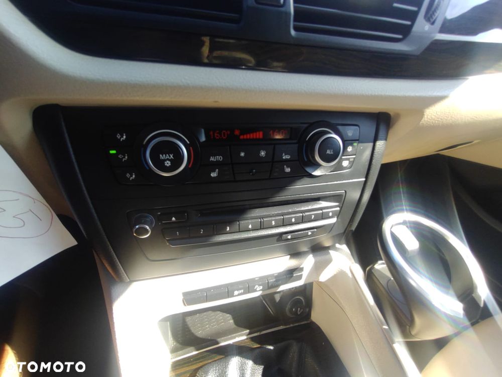 BMW X1 xDrive20d xLine - 34