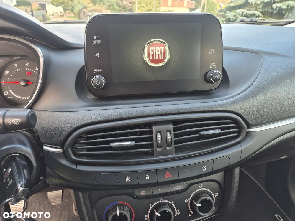 Fiat Tipo 1.4 16V More - 24