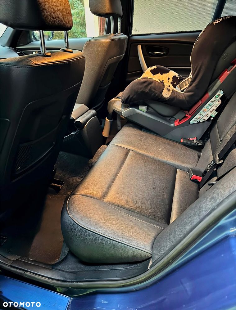 BMW Seria 1 120d DPF Edition Sport - 9