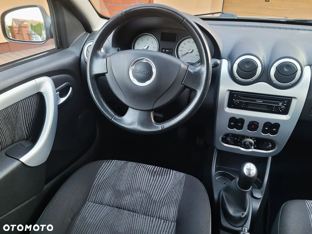 Dacia Sandero 1.6 MPI Laureate - 11