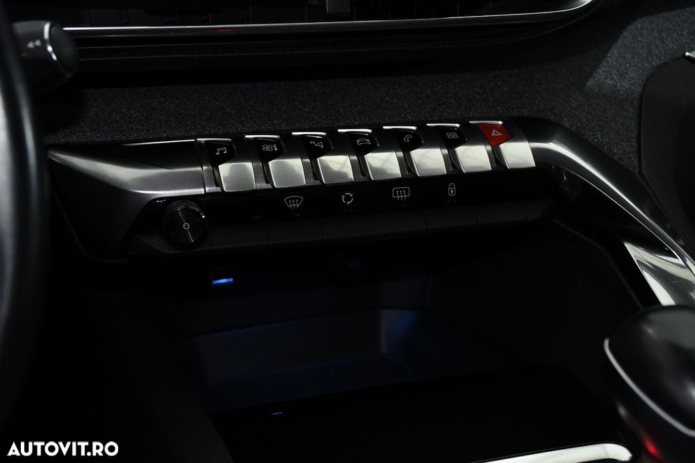 Peugeot 3008 PureTech 130 Stop & Start Allure - 13