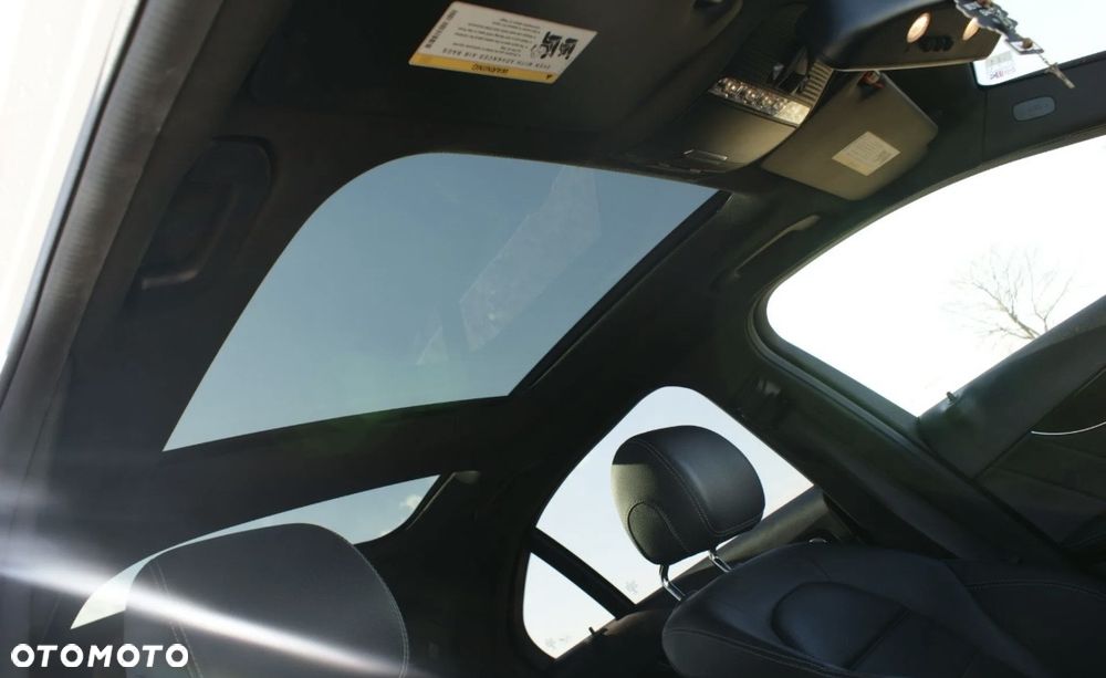 Mercedes-Benz Klasa C 300 9G-TRONIC - 9