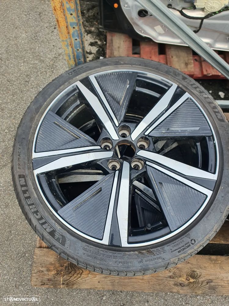 JANTES PEUGEOT 208 II ELETRICO 225/40R18 5*110 / APENAS 3 - 1
