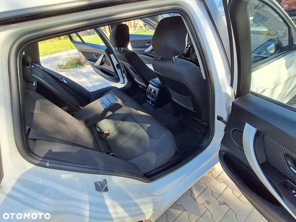 BMW Seria 3 - 11