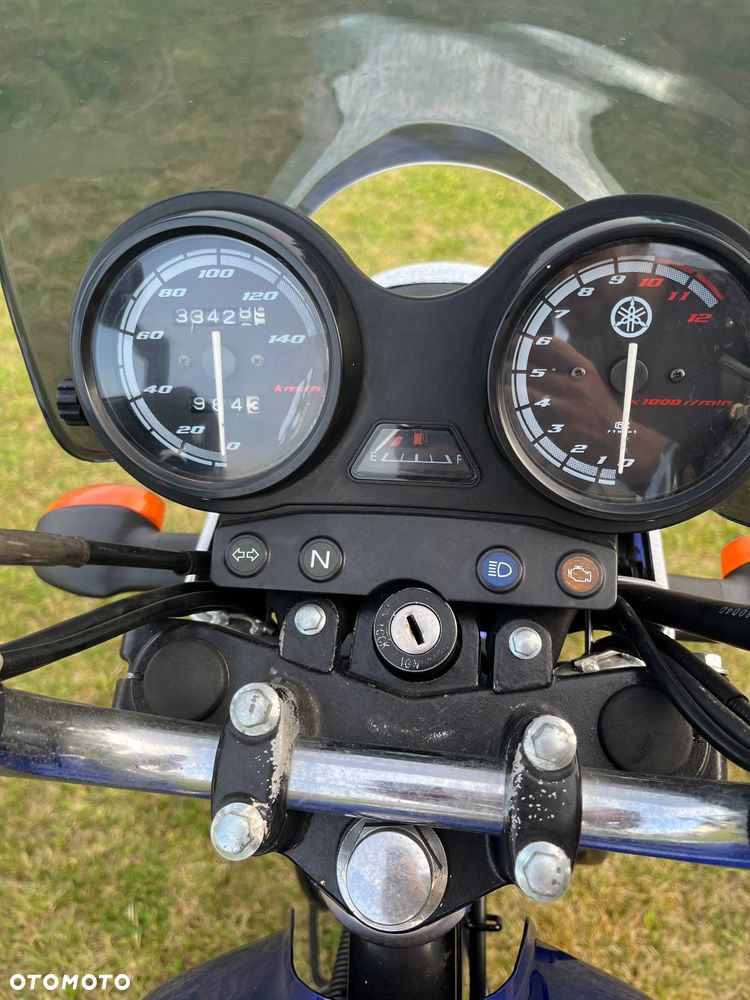 Yamaha YBR - 9