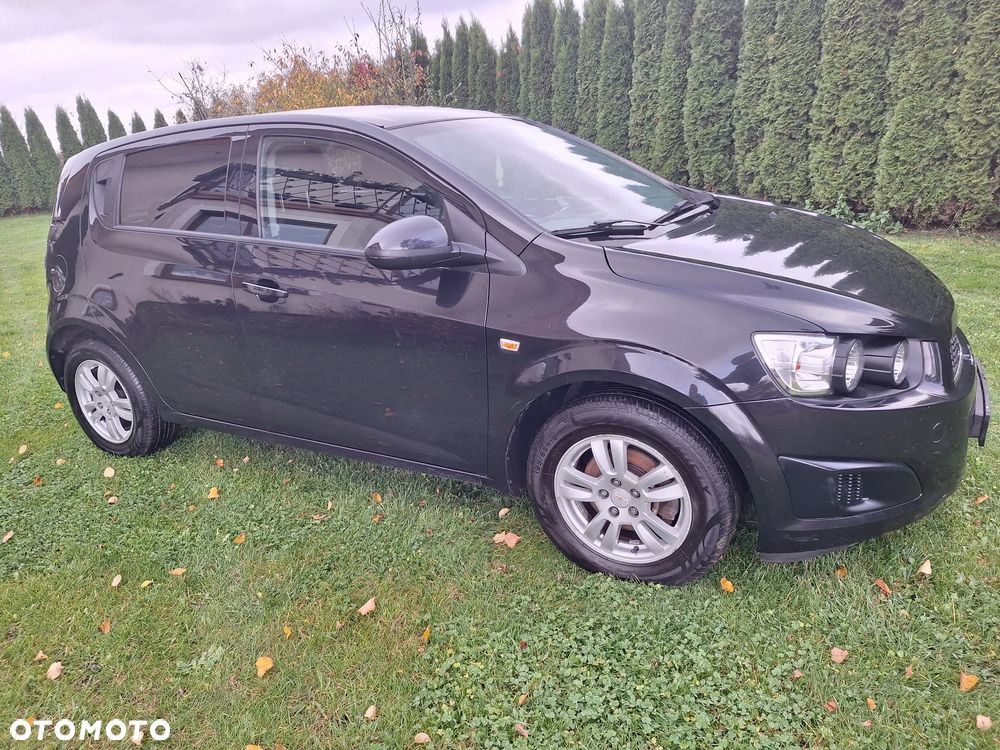 Chevrolet Aveo - 10