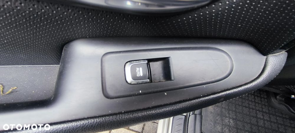Kia Carens 1.7 CRDi XL - 16