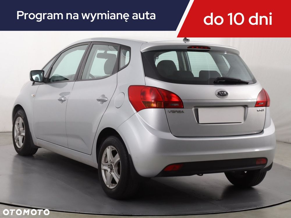 Kia Venga - 6