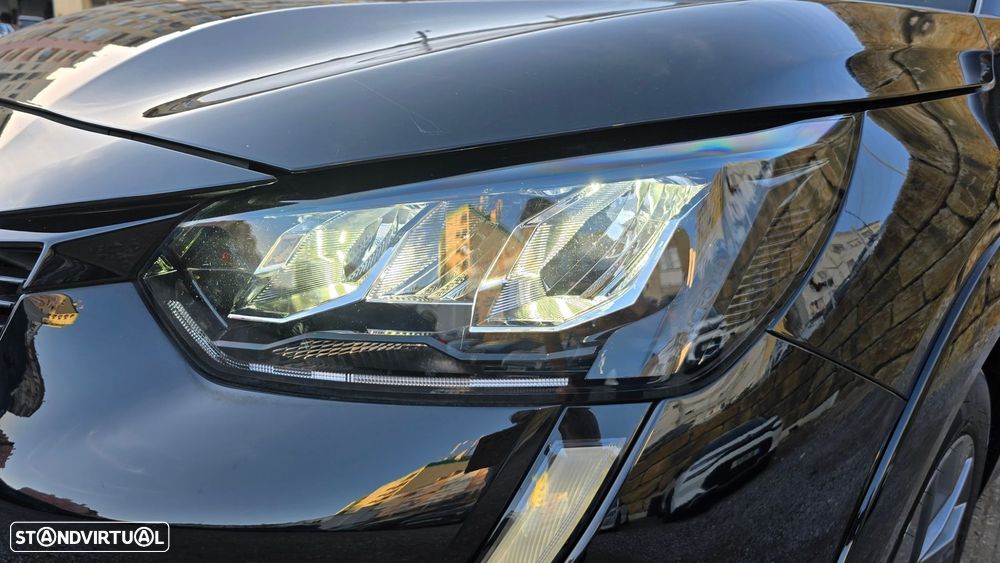 Peugeot e-208 Allure Pack - 59