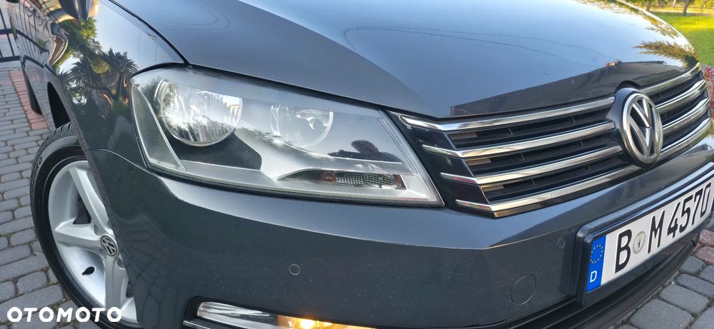 Volkswagen Passat - 22