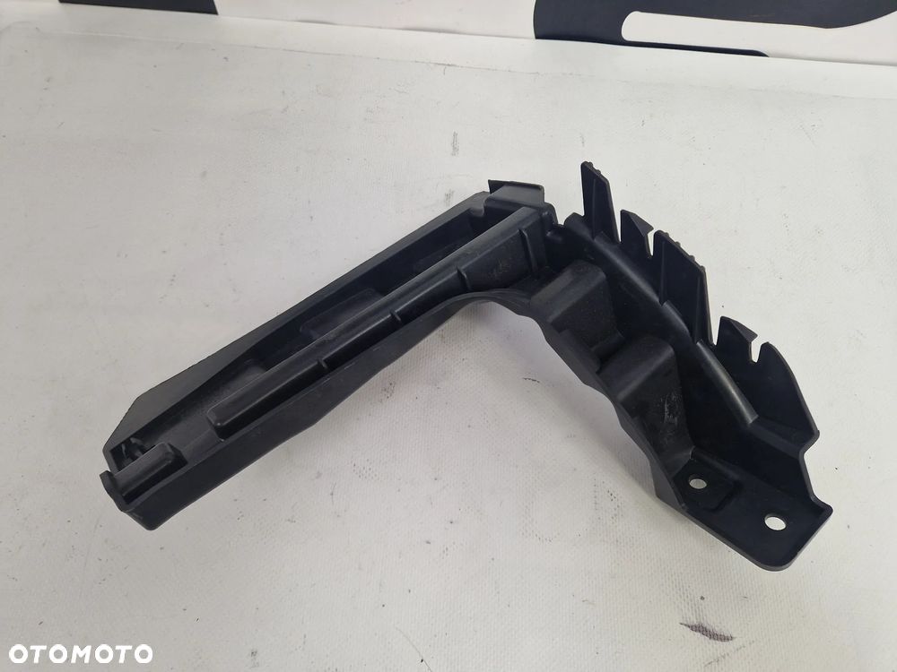 Prawy tylny ślizg zderzaka Fiat 500L - 3