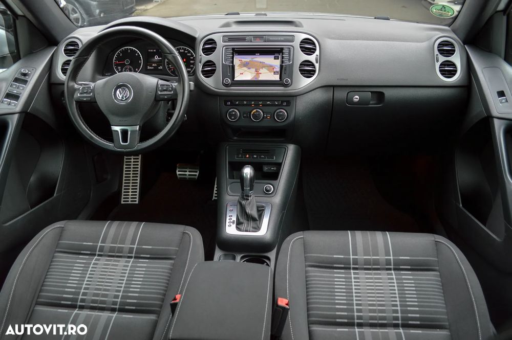 Volkswagen Tiguan 2.0 TDI SCR 4MOTION BlueMotion Technology DSG Sport & Style - 6