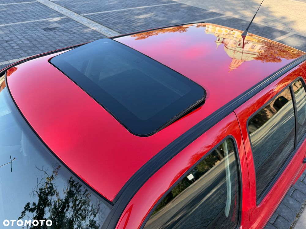 Volkswagen Golf - 24