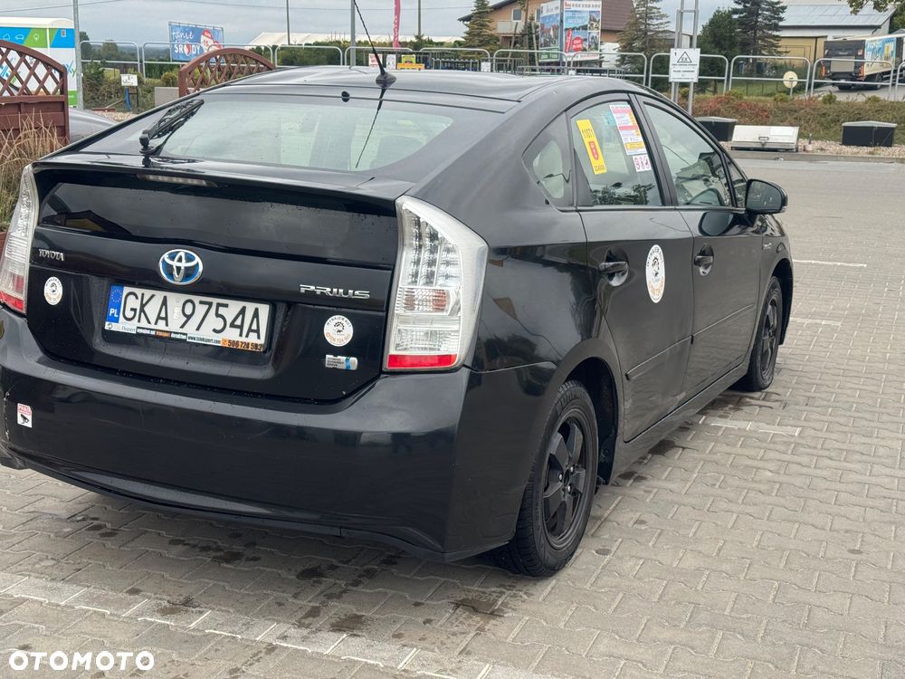 Toyota Prius - 13