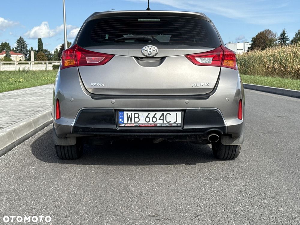 Toyota Auris 1.6 Premium Comfort MS - 5