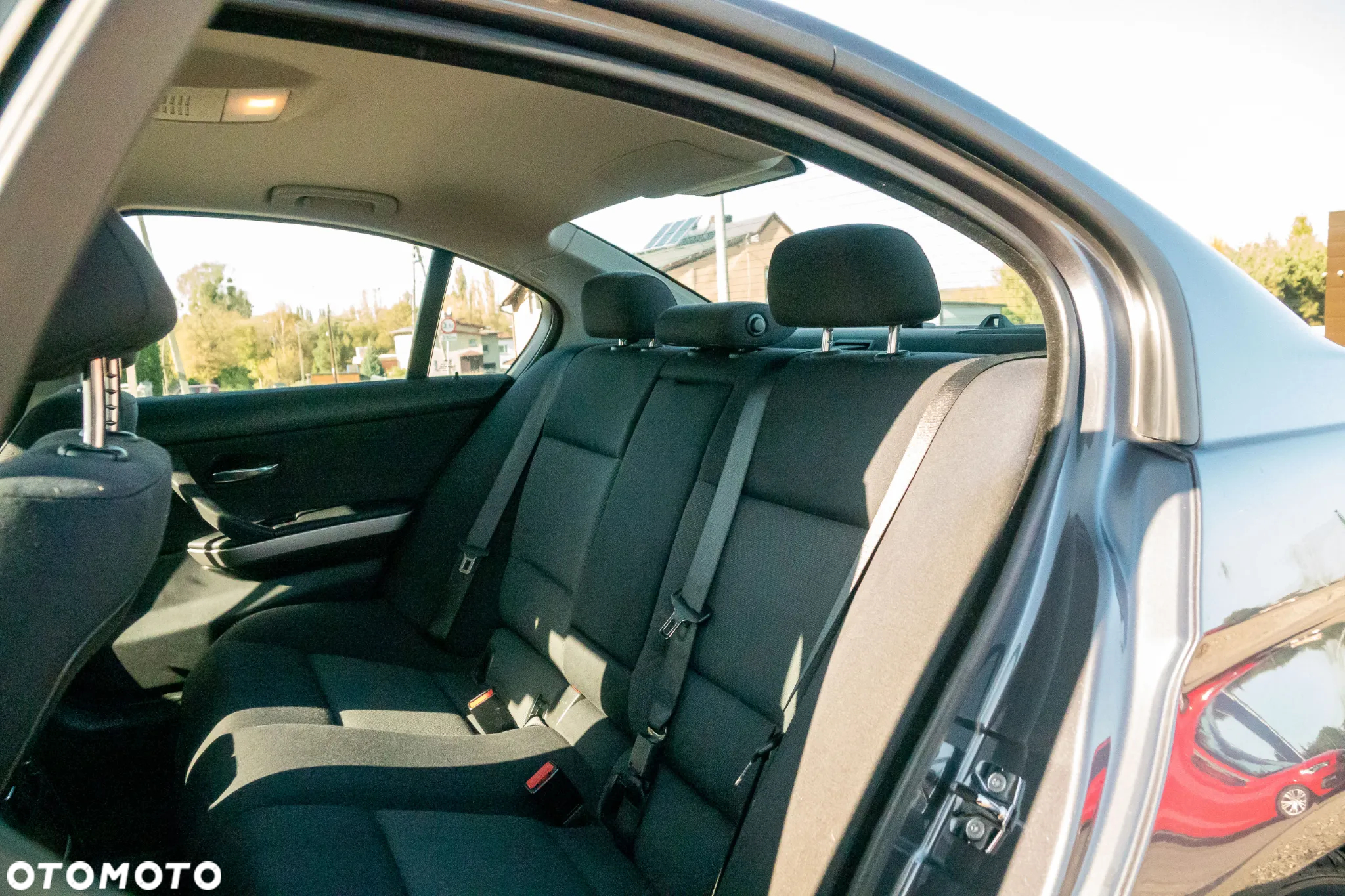 BMW Seria 3 318i - 21