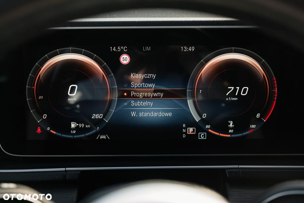 Mercedes-Benz GLE - 32