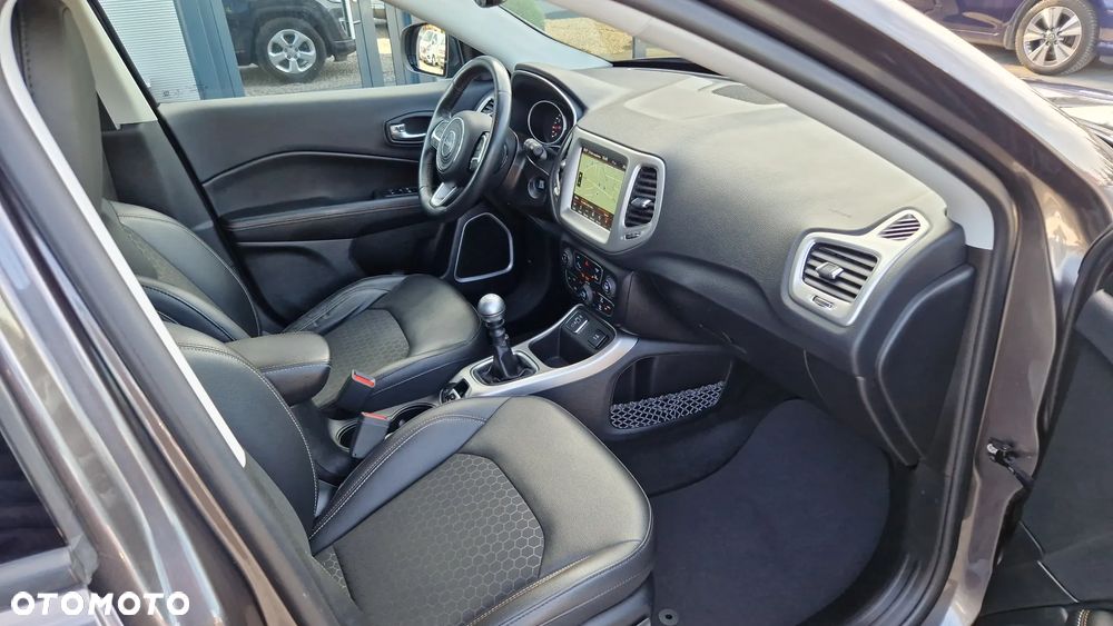Jeep Compass 1.4 MultiAir Longitude - 9
