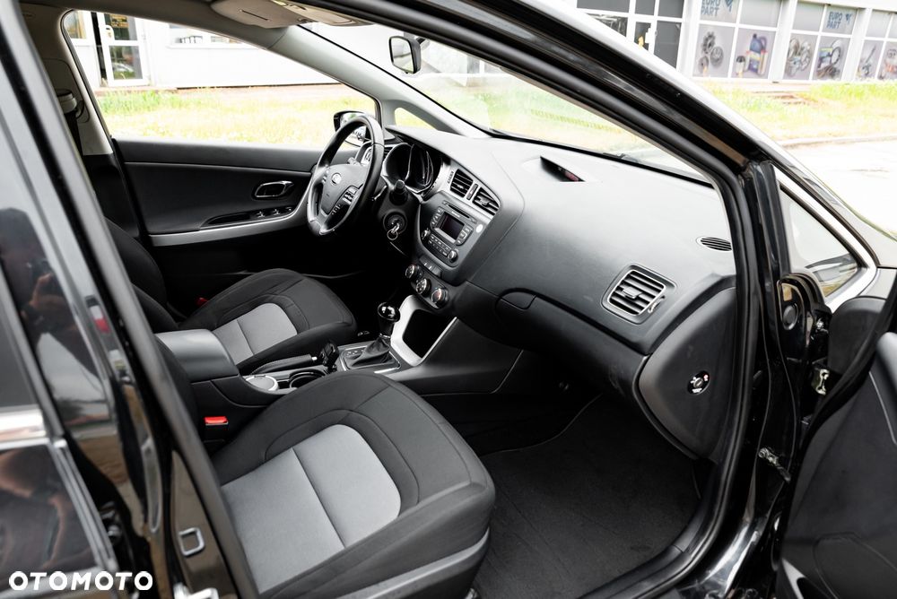 Kia Ceed 1.6 GDI DCT Platinum Edition - 27
