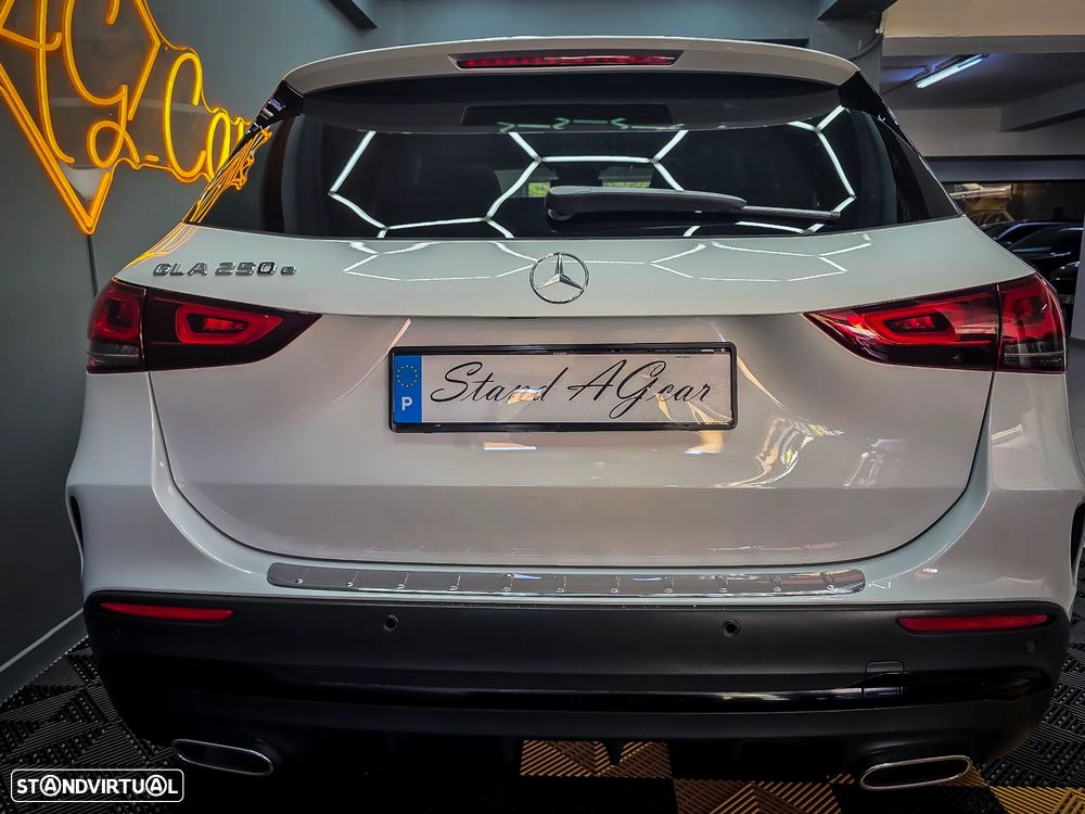Mercedes-Benz GLA 250 e 8G-DCT AMG Line - 18