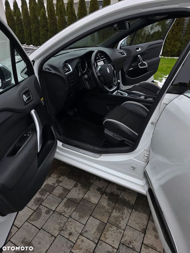 Citroën DS4 BlueHDi 120 S&S EAT6 SoChic - 18