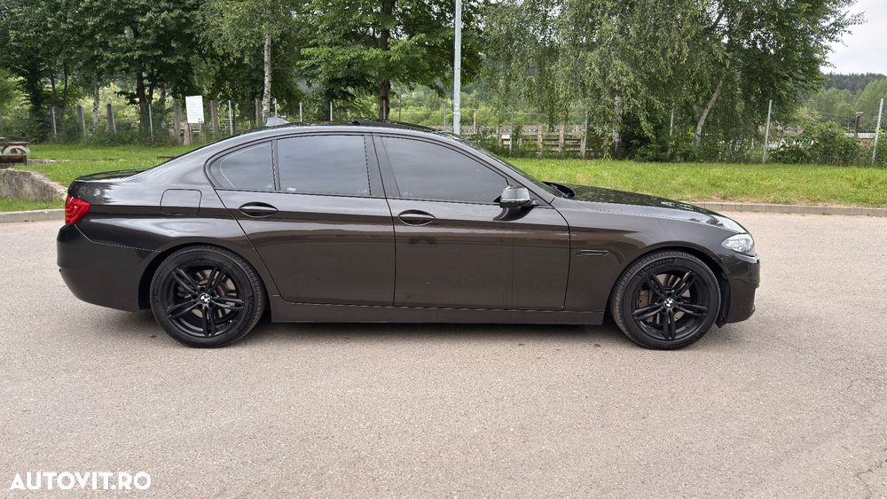 BMW Seria 5 525d xDrive AT - 4