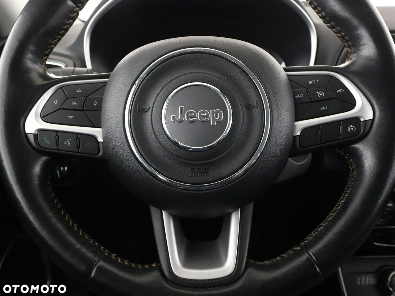 Jeep Compass 1.3 T-GDI 4xe PLUG-IN HYBRID Automatik Limited - 22