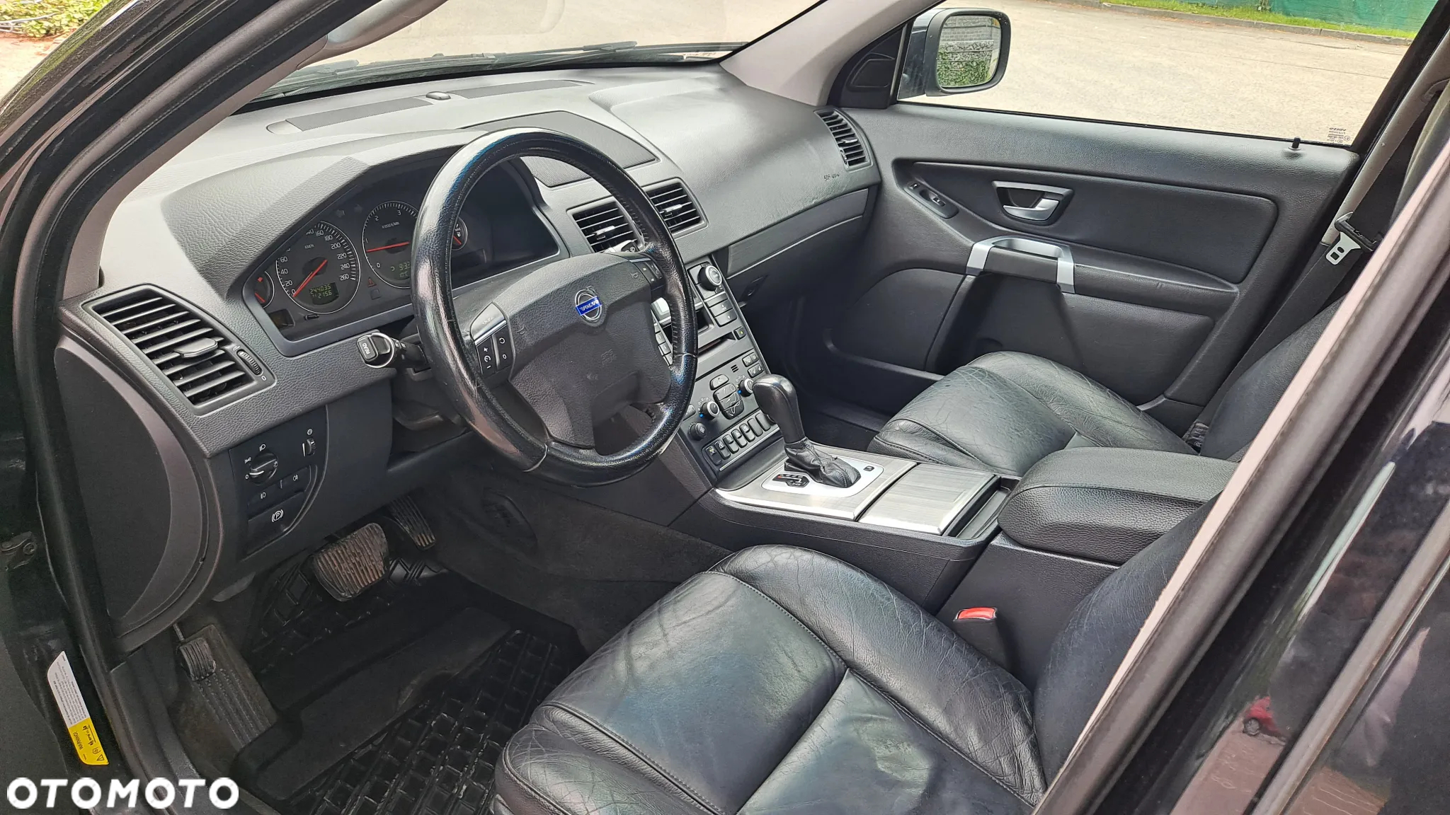 Volvo XC 90 - 18