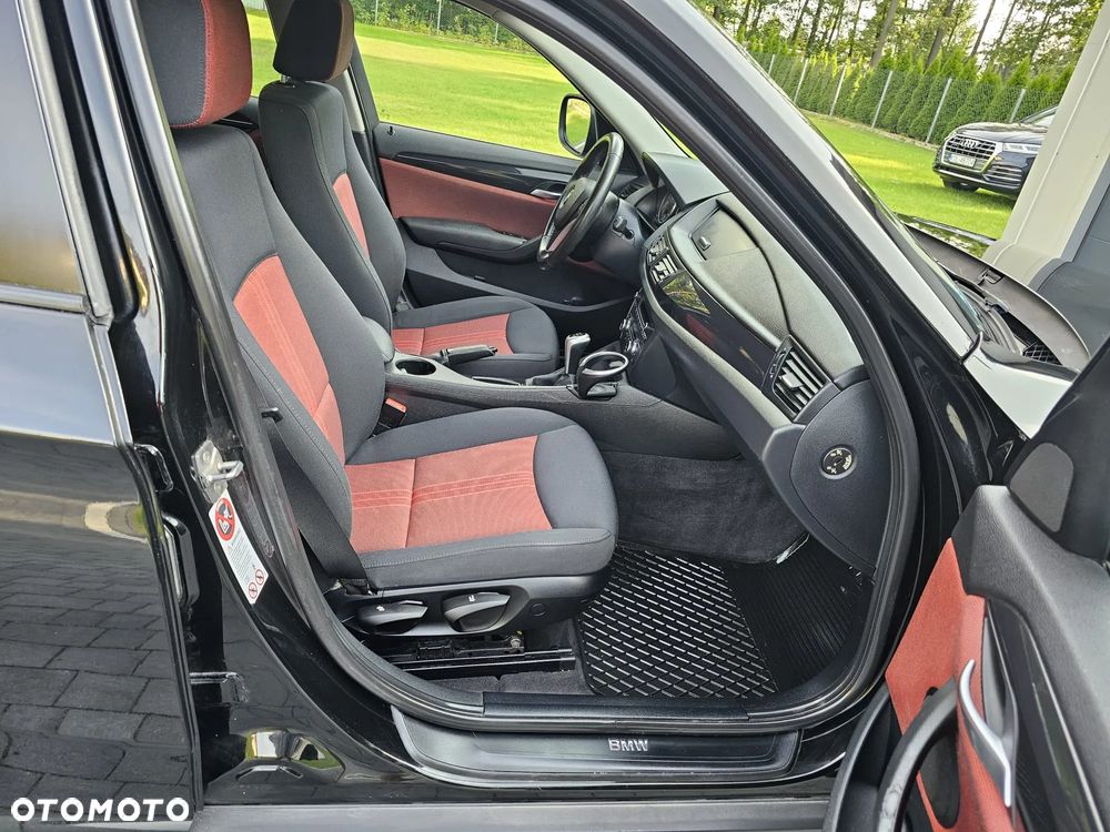 BMW X1 sDrive18d - 11