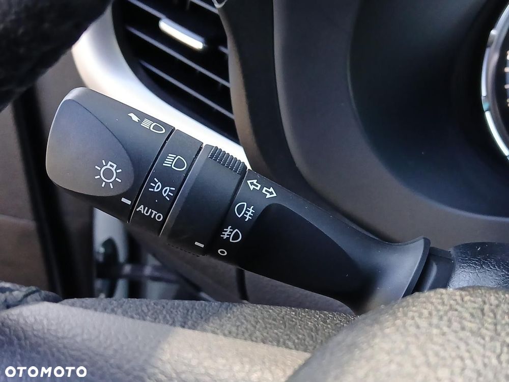 Toyota Hilux 2.8 D-4D Double Cab SR5 4x4 - 31