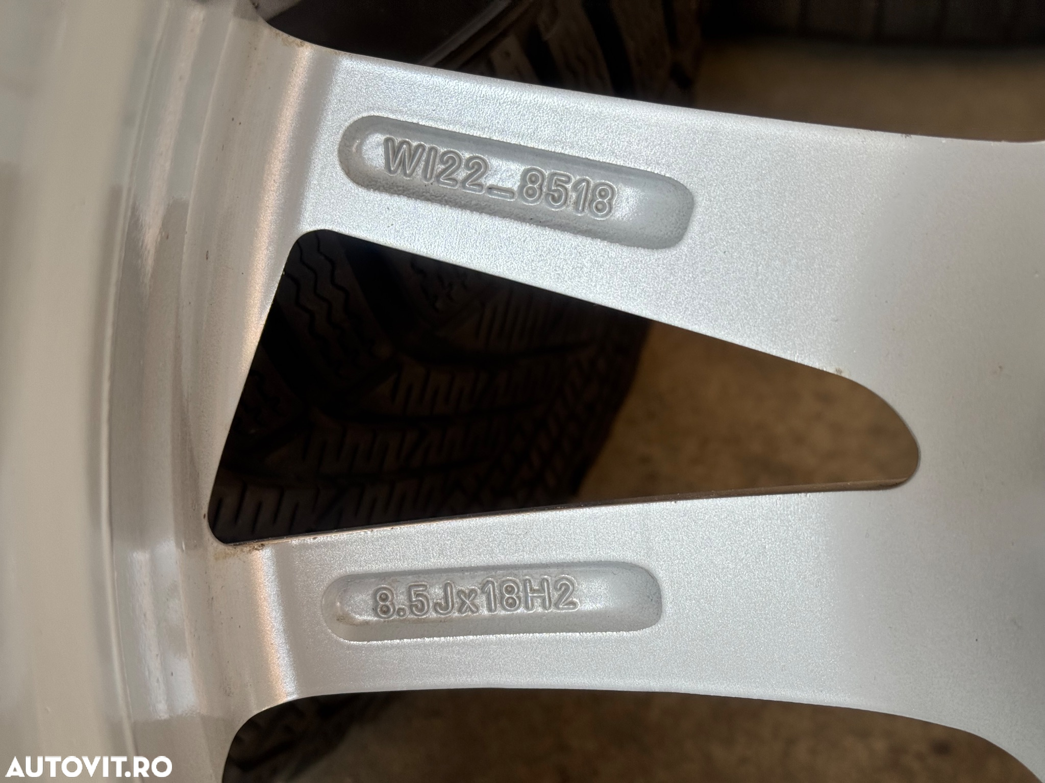 Vând jante originale Tesla 3 pe 18” cu anvelope de iarnă ca noi - 12