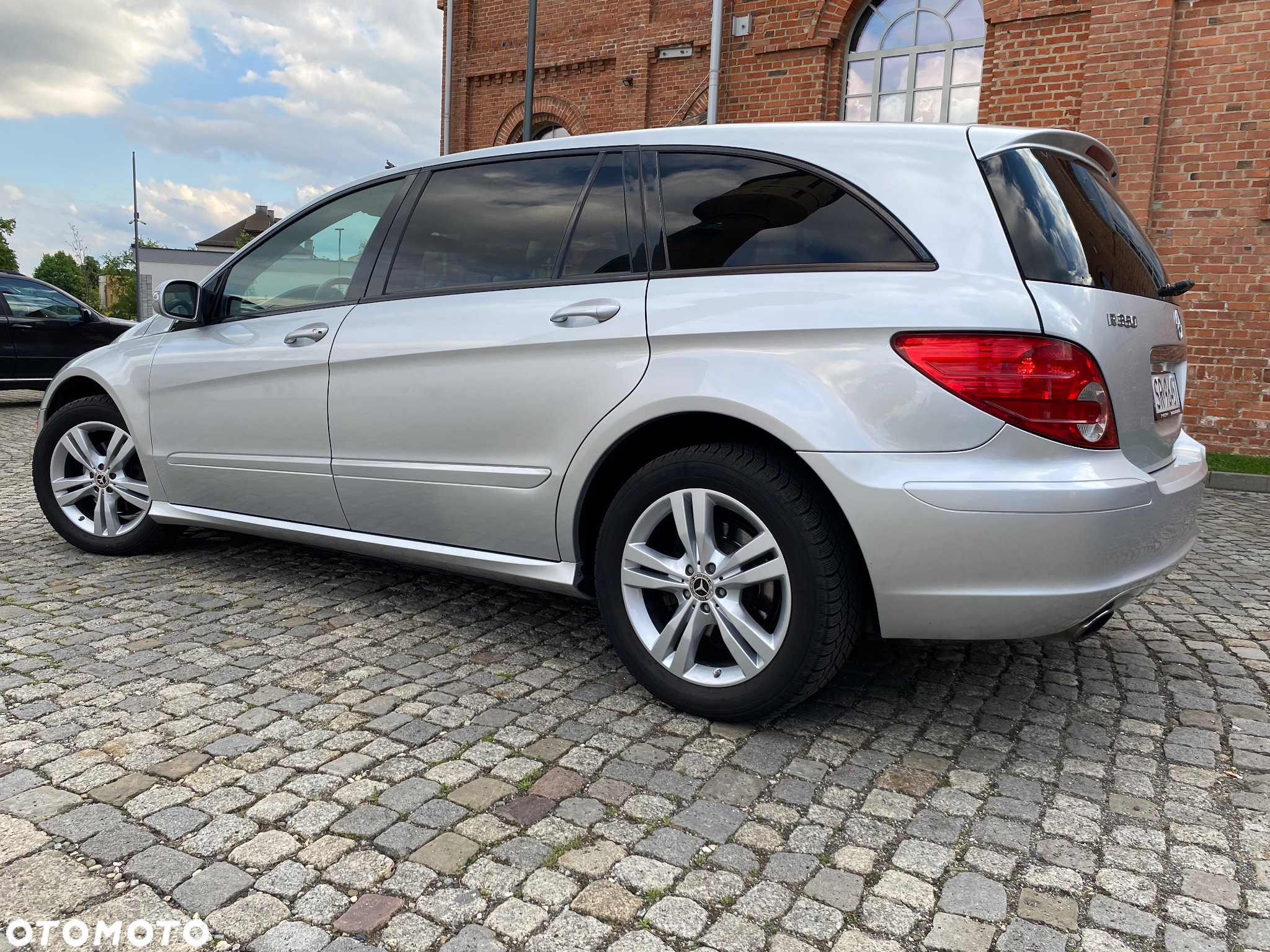 Mercedes-Benz Klasa R 350 4Matic 7G-TRONIC - 11
