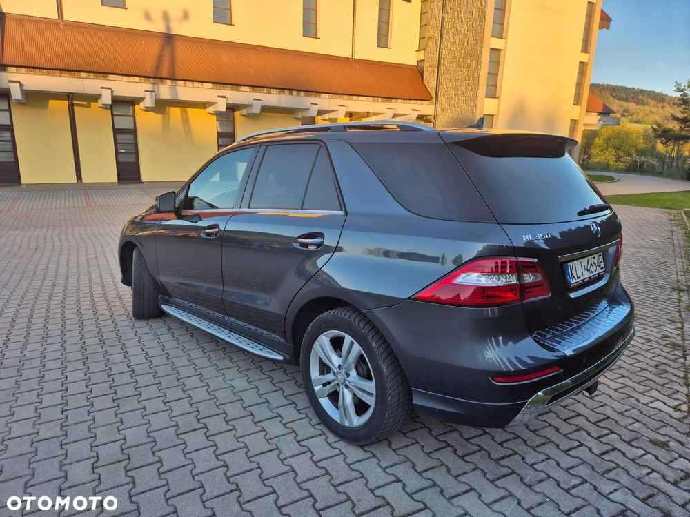 Mercedes-Benz ML - 16