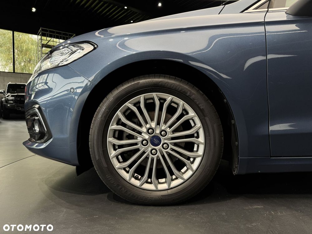 Ford Mondeo - 22