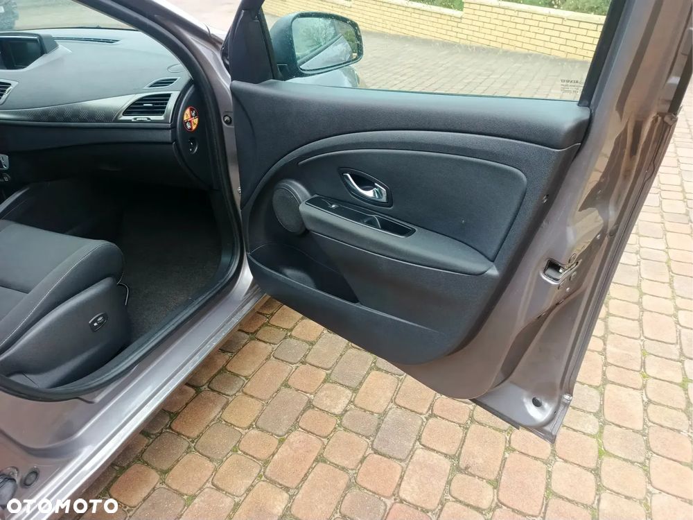 Renault Megane ENERGY TCe 115 Start & Stopp LIMITED - 27