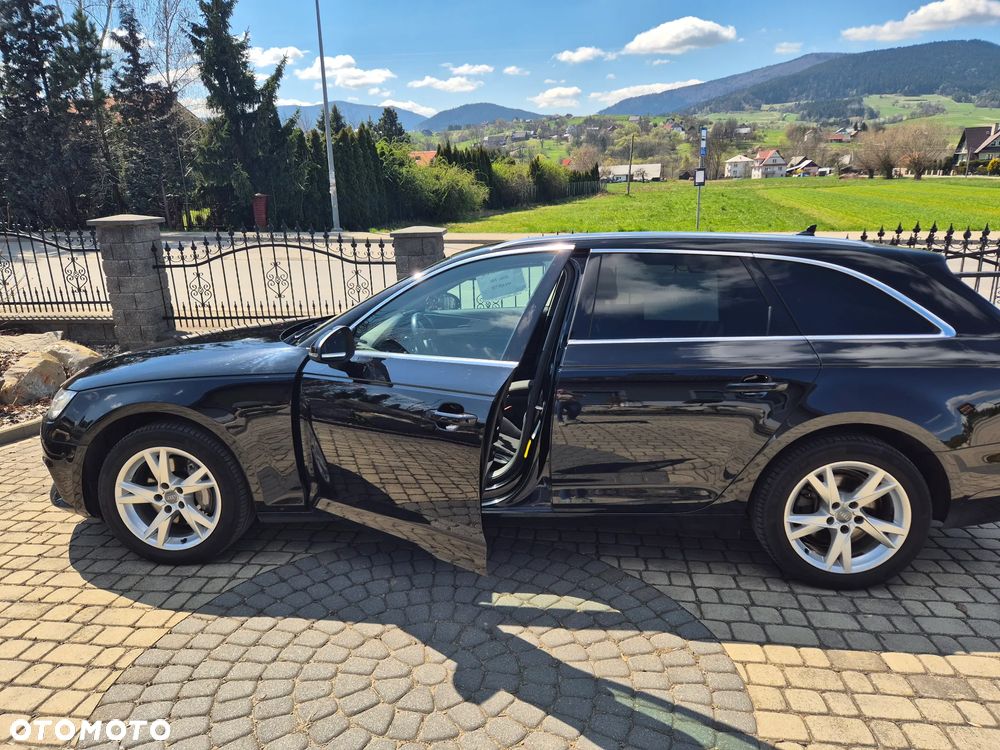 Audi A4 Avant 2.0 TDI S tronic - 11