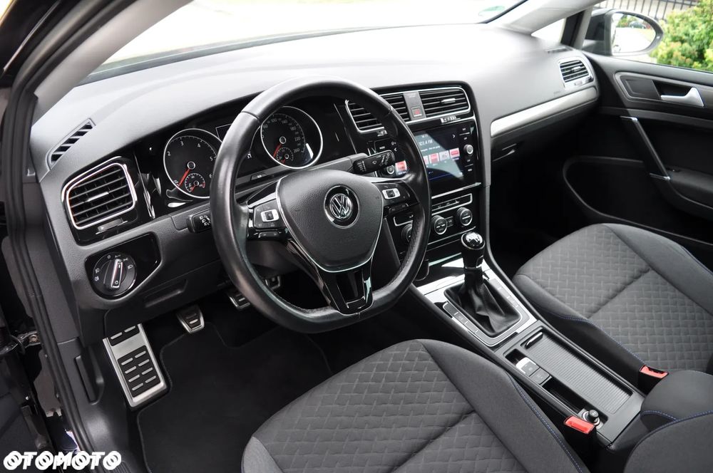 Volkswagen Golf 1.6 TDI Join - 28