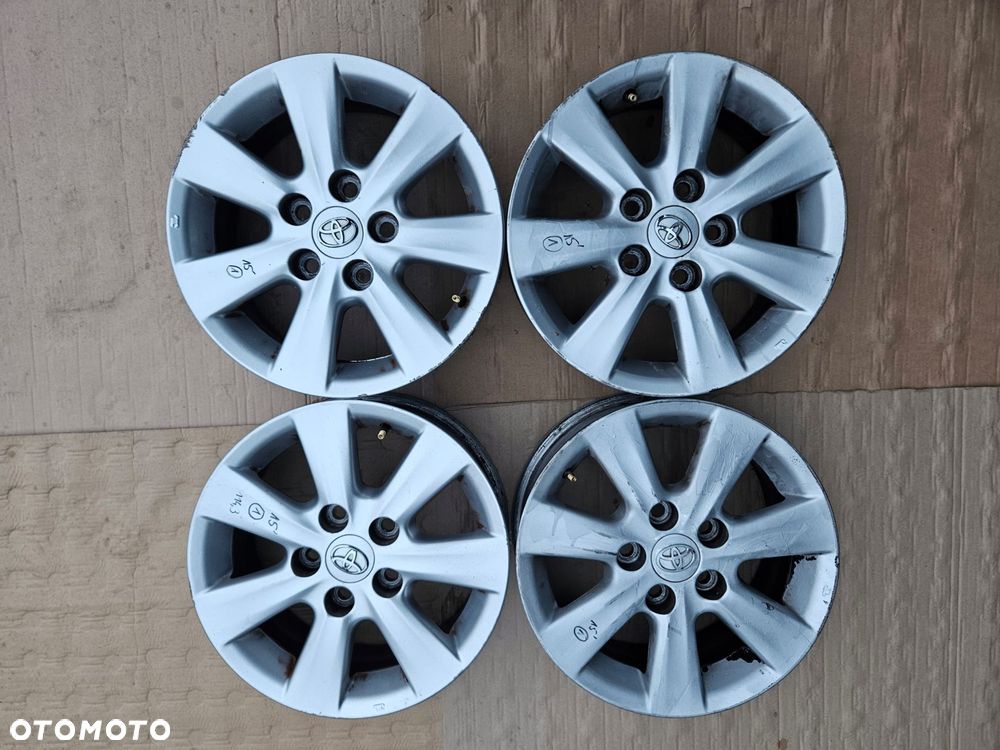 toyota auris 07-12 corolla e15 felgi aluminiowe 15'' - 1
