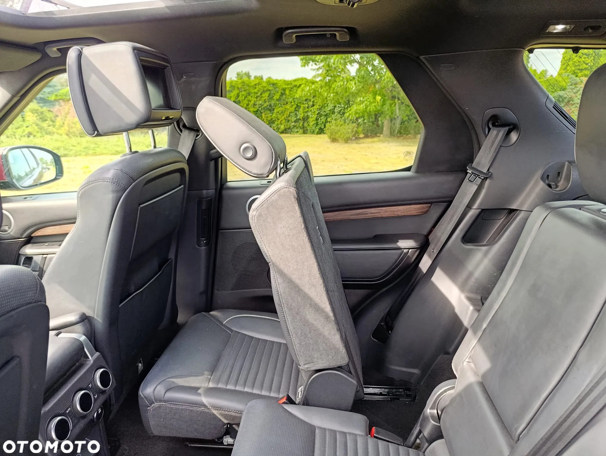Land Rover Discovery - 21