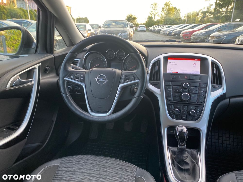 Opel Astra 1.4 Turbo Color Edition - 31