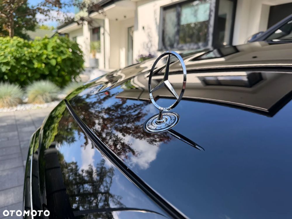 Mercedes-Benz Klasa E 220 d mHEV Exclusive 9G-Tronic - 23