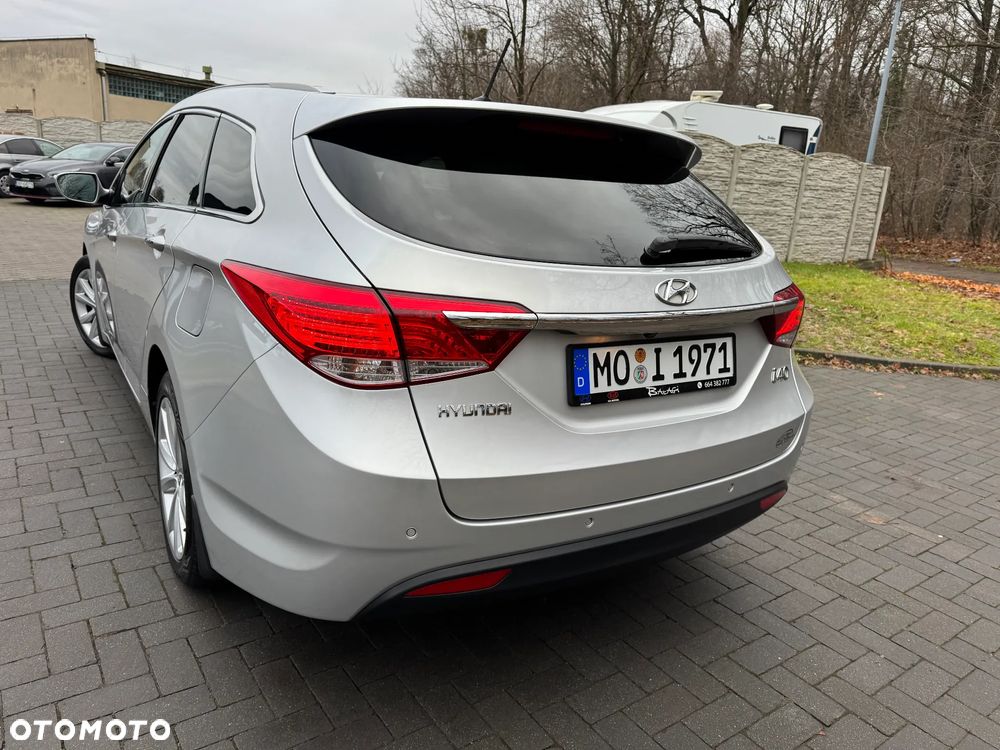 Hyundai i40 i40cw 1.6 Fifa World Cup Edition - 13