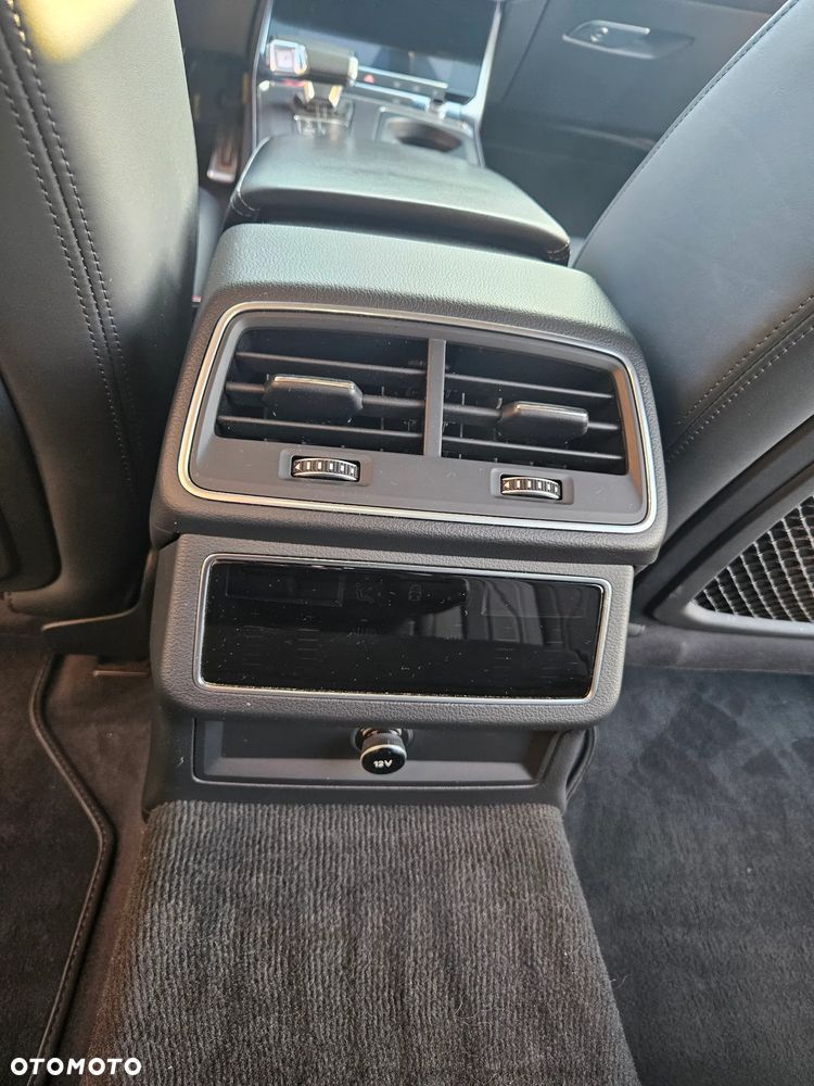 Audi S6 Avant - 9