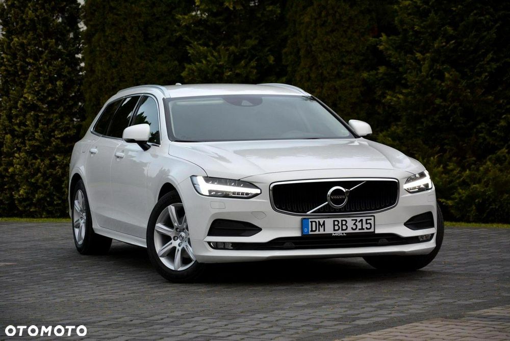 Volvo V90 D3 Momentum Pro - 8