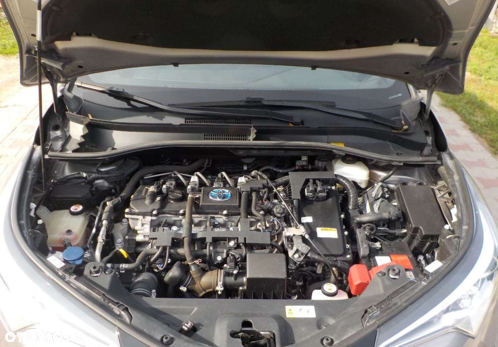 Toyota C-HR - 3